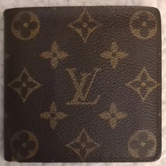 Louis Vuitton Monogram Marco Bifold Wallet - Picture 12 of 12